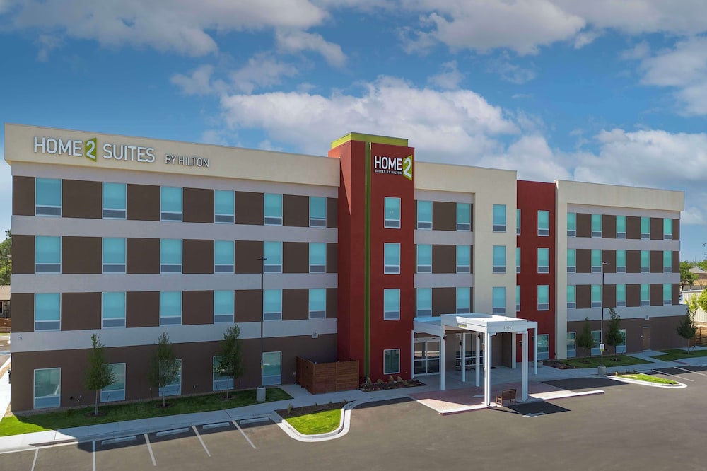 Home2 Suites by Hilton Lubbock University image