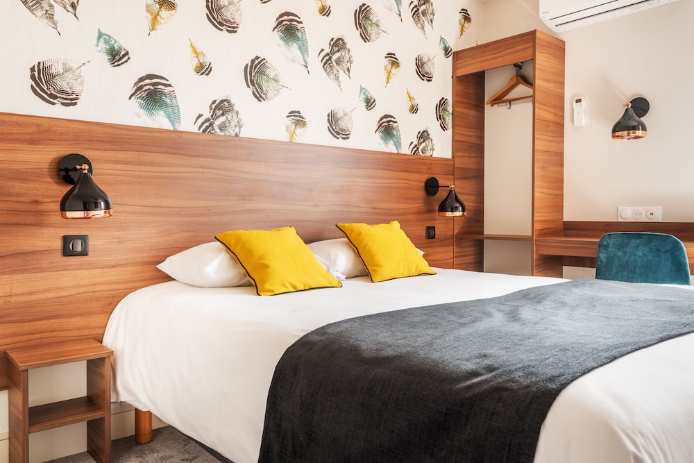 Hotel Astrea 17/40