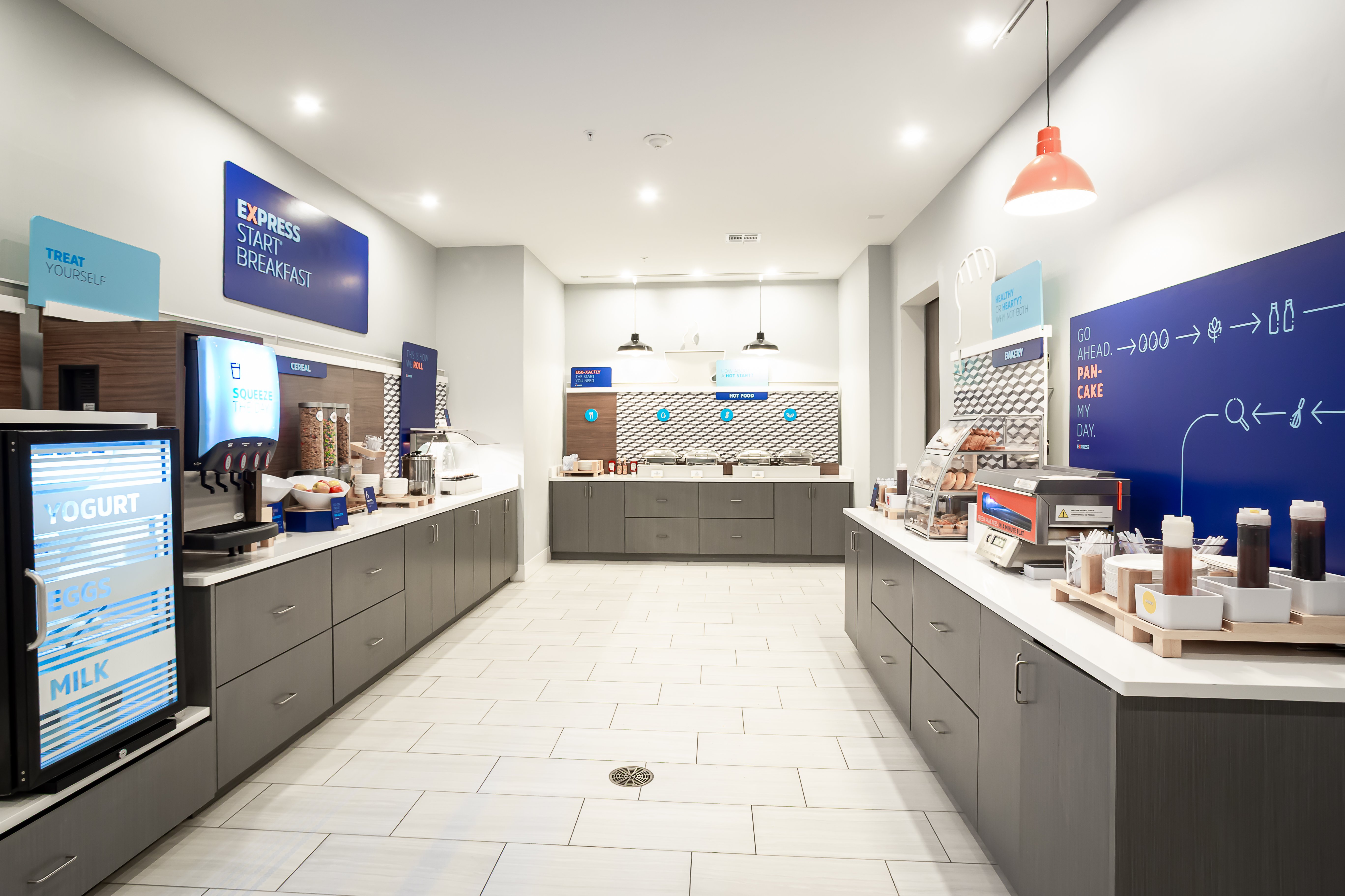 Holiday Inn Express and Suites Waco Downtown by IHG 13/40