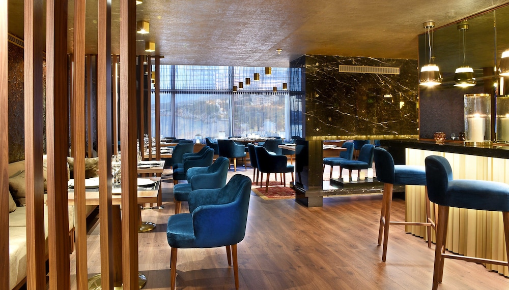 Maestral Resort & Casino 19/50
