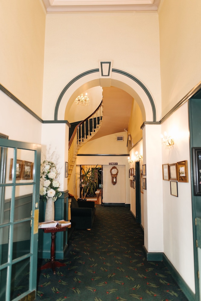 Brydone Hotel Oamaru 1/22