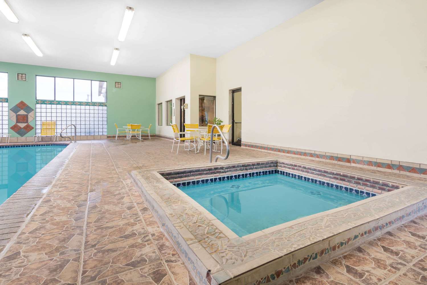Motel6 Deming, NM 37/39