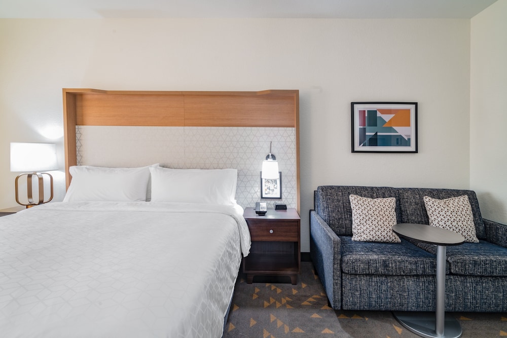 Holiday Inn Southaven Central Memphis 14/66