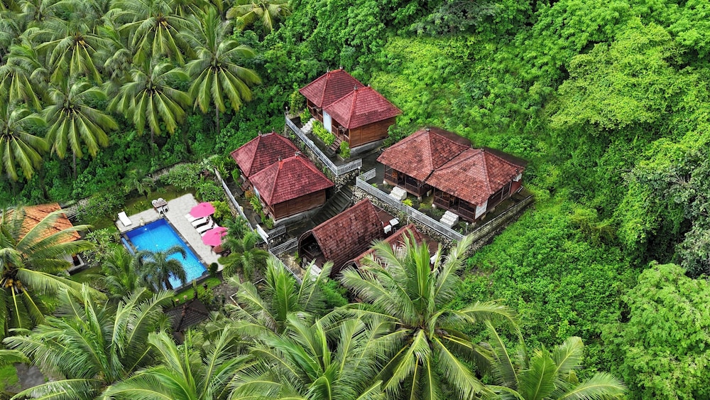 Coconut Hill Cottages 32/48