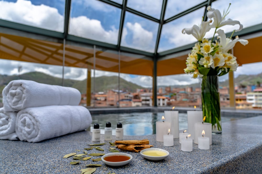 Jose Antonio Cusco Hotel 35/50