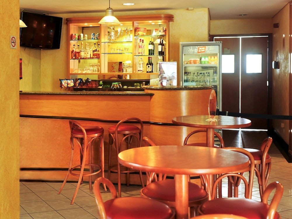 Ibis Teresina 36/44
