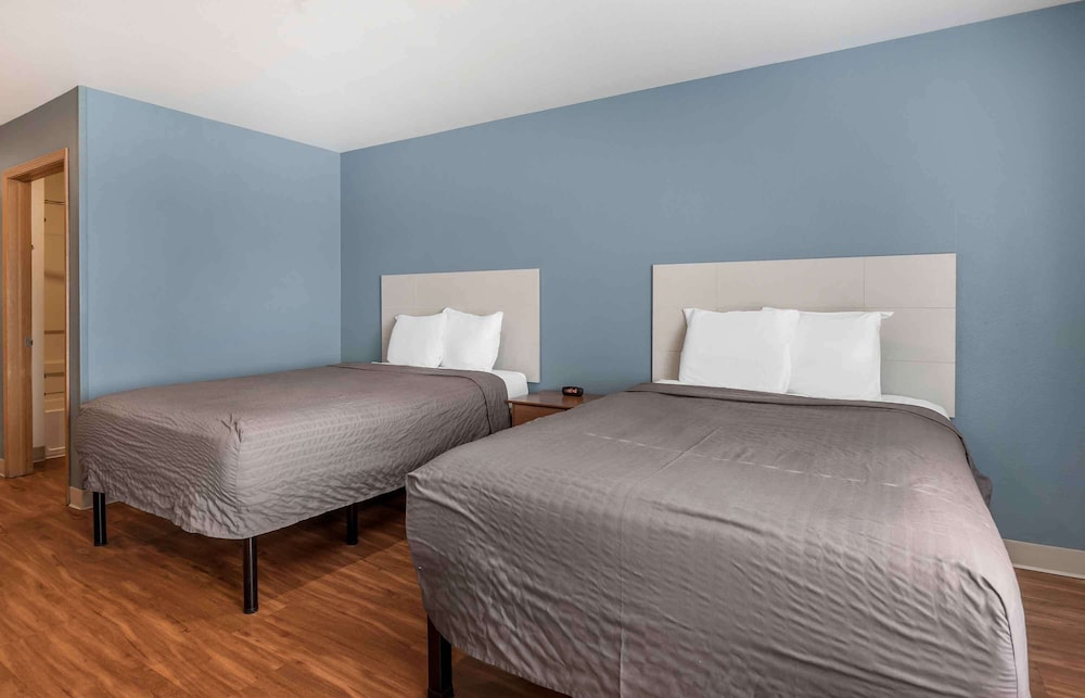Studio 6 Extended Stay Wichita South KS 26/51