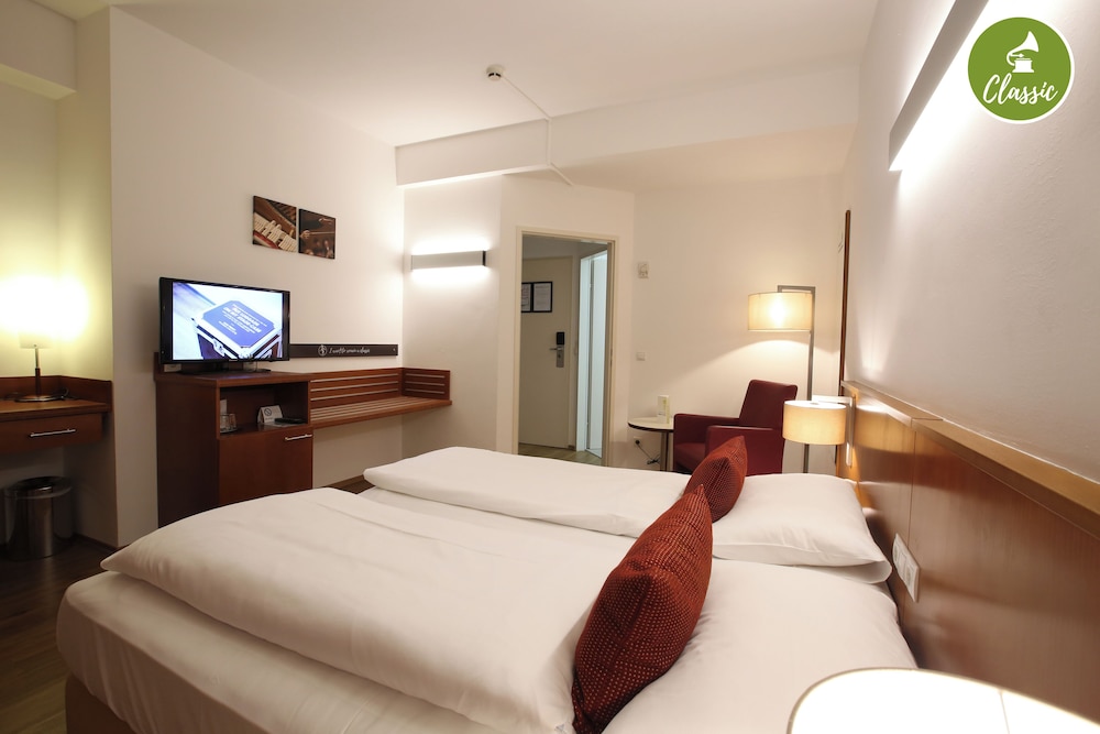 غرفة كلاسيكية بسريرين منفصلين، arte Hotel Wien Stadthalle 4/10