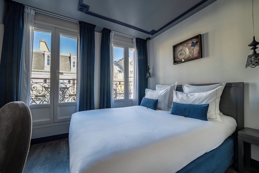 Hotel Mademoiselle 8/50