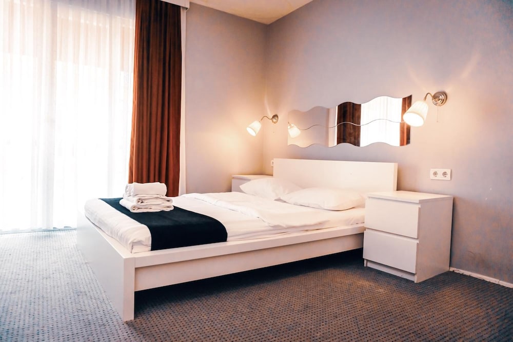 Arkem 1 Hotel 9/55