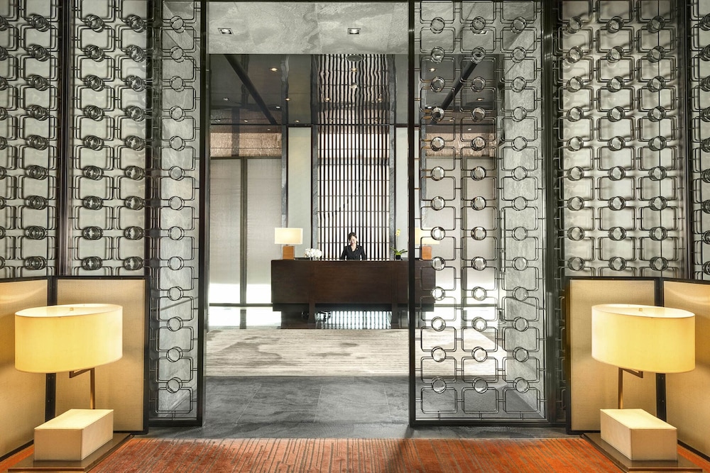 Regent Pudong Shanghai 10/84