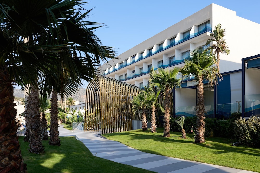I Resort Beach Hotel & Spa 44/50