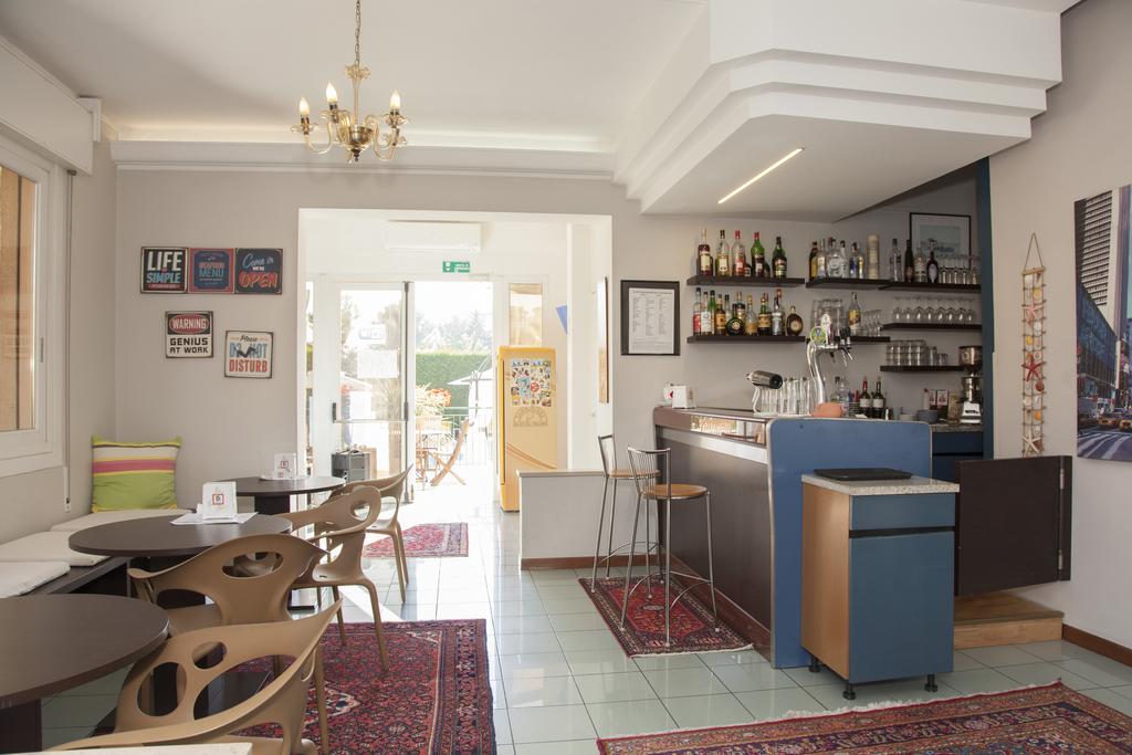 Ute Hotel 25/40
