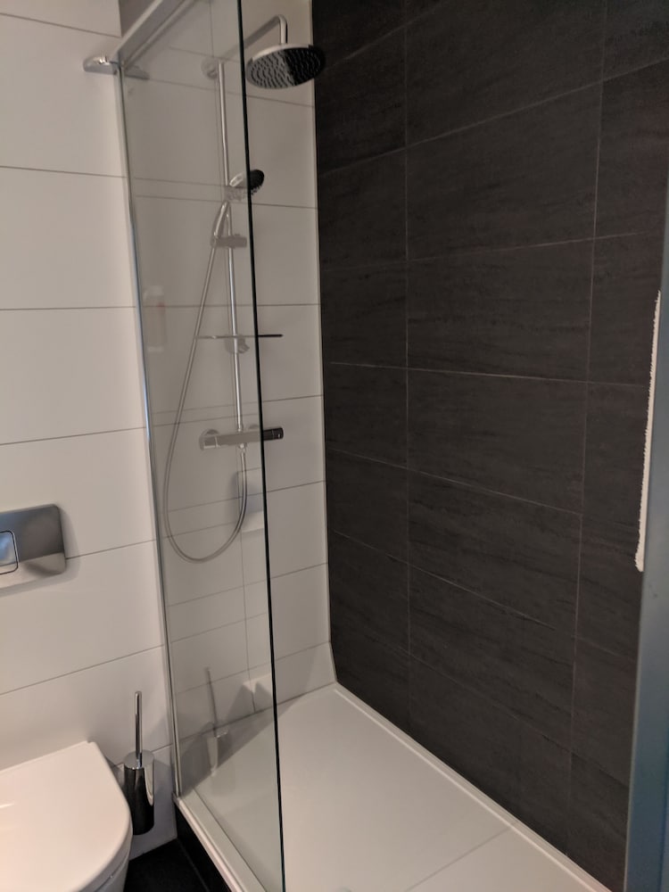 Roomingtons Hotel Kaiserhof 48/49