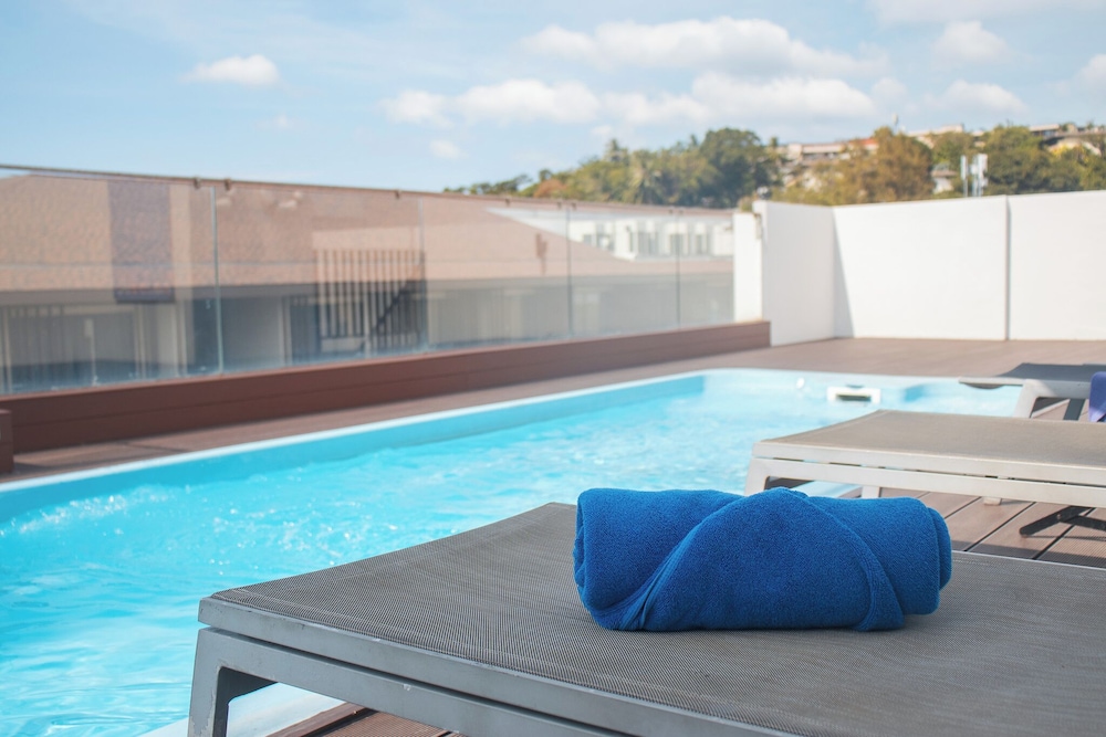 The Blue Pearl Kata Hotel 63/66