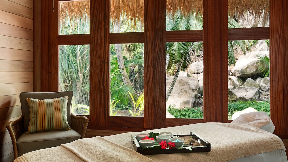 Kempinski Seychelles Resort 9/78