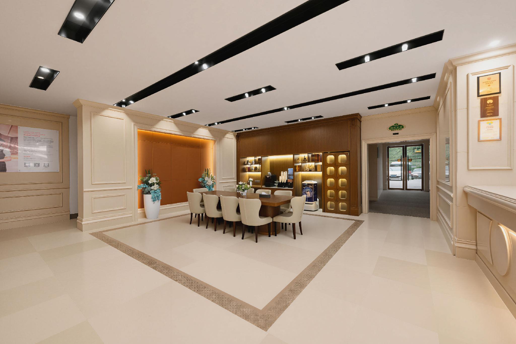 Vienna Hotel (Happy Valley Renhe Metro Station) 15/51