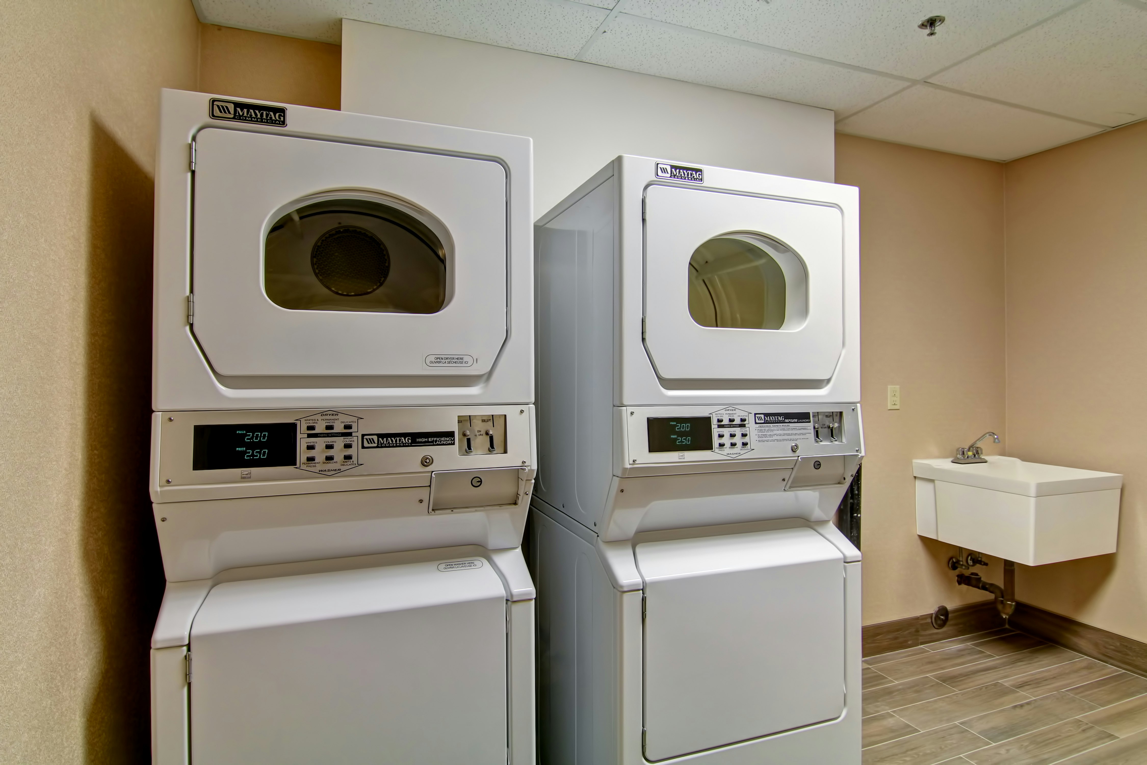 Hampton Inn and Suites by Hilton Guelph 38/58
