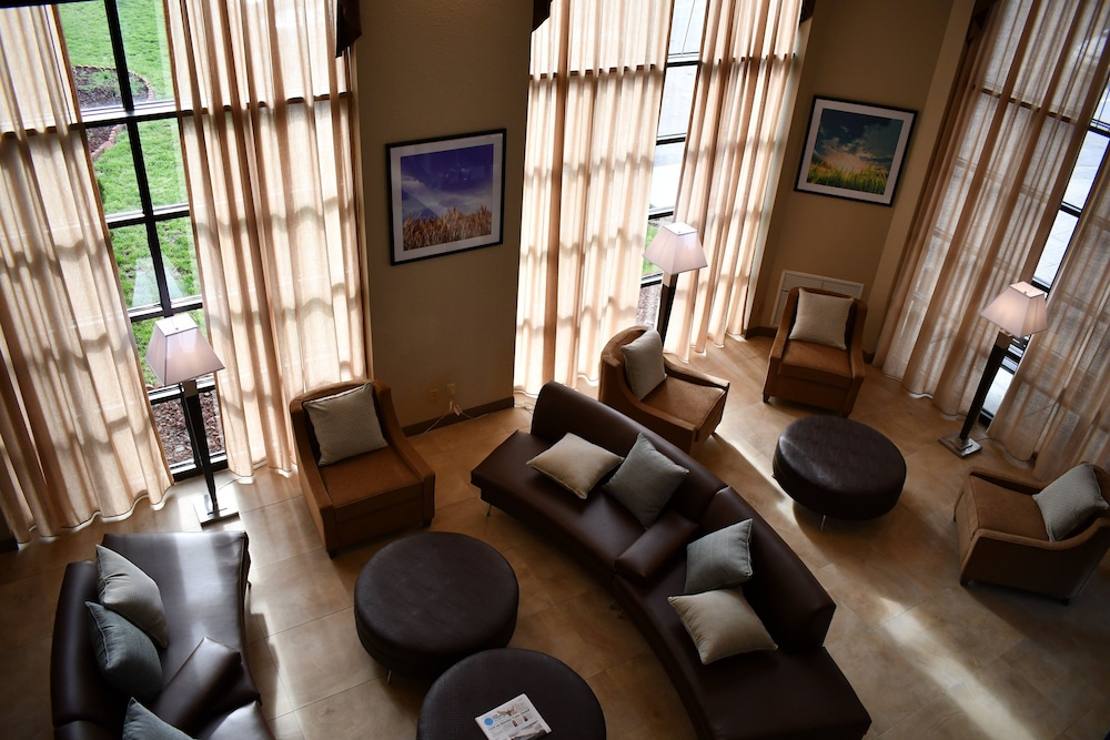 Candlewood Suites Grand Rapids Airport, an IHG Hotel 31/53
