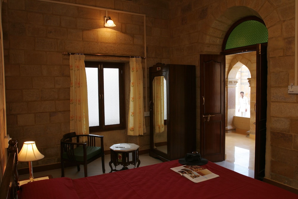 WelcomHeritage MANDIR PALACE 33/63