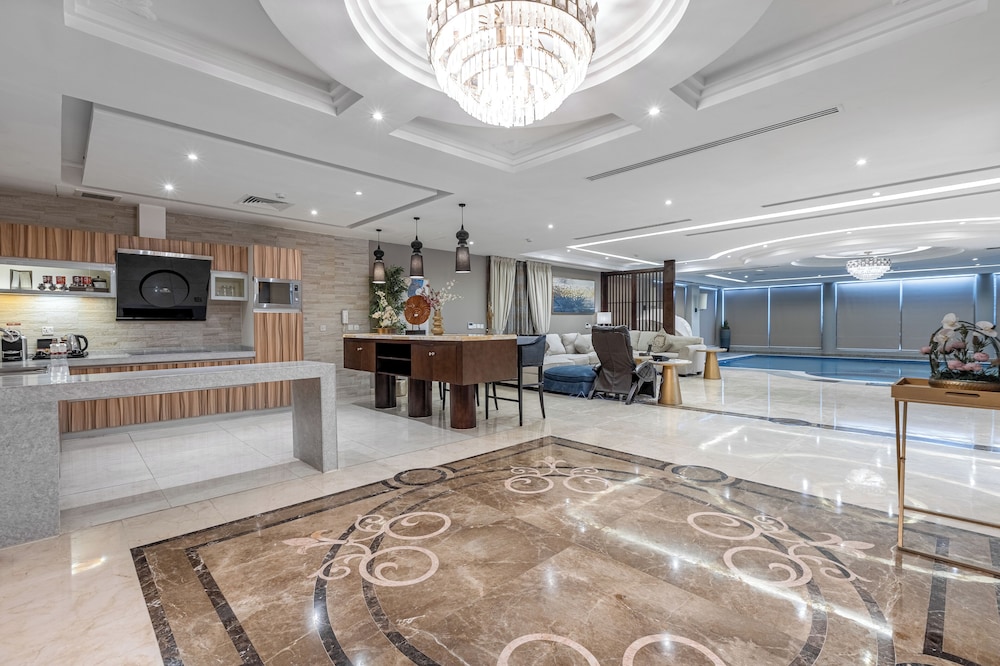 منتجع بريرا(Braira Al Azizya Hotel Resort) 13/89
