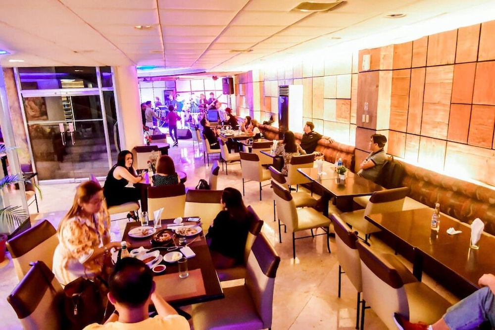 Rajah Park Hotel 45/50