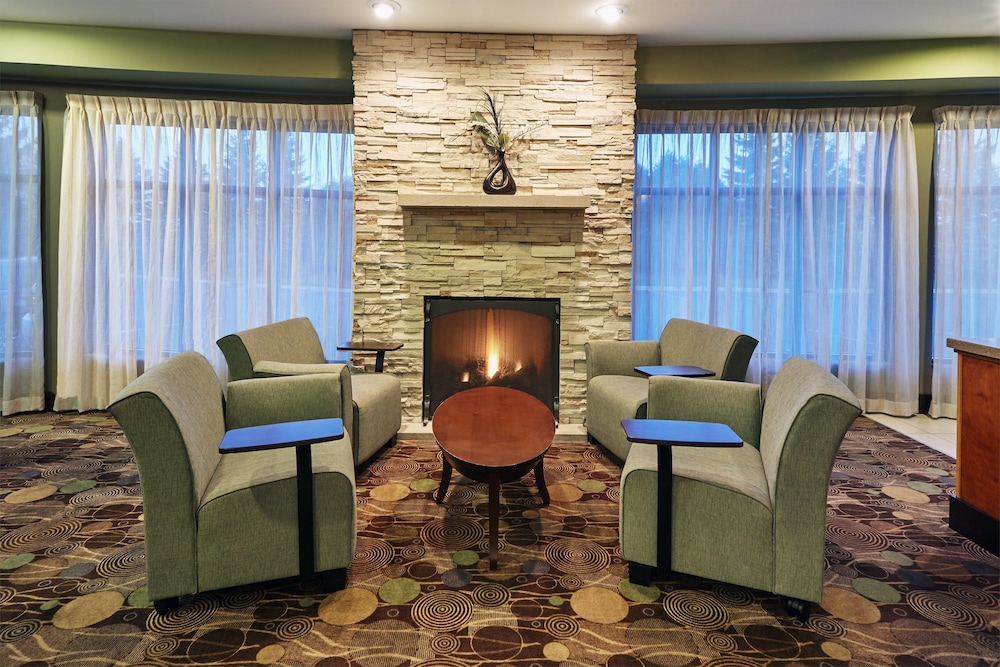 Holiday Inn Express Hotel And Suites Madison Verona 47/58