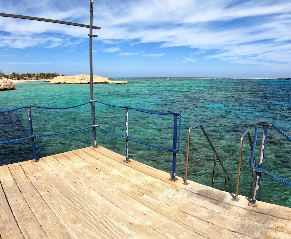 Neos Club Mangrove Bay 45/53
