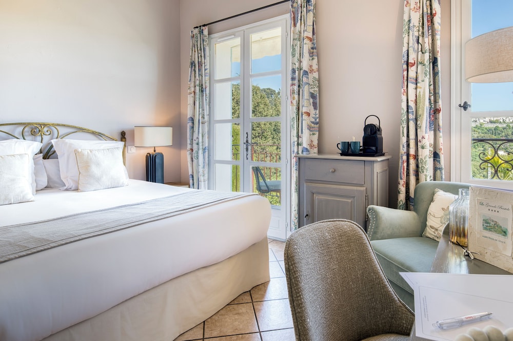 Hotel La Grande Bastide 24/75