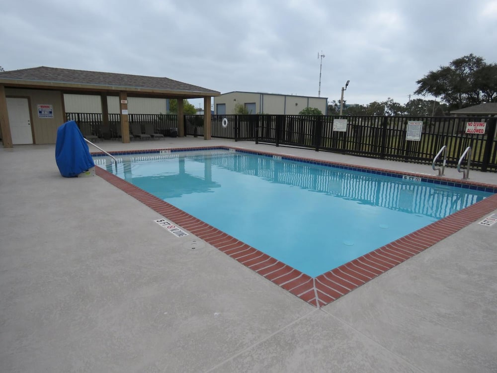 Motel6 Rockport, TX 41/58