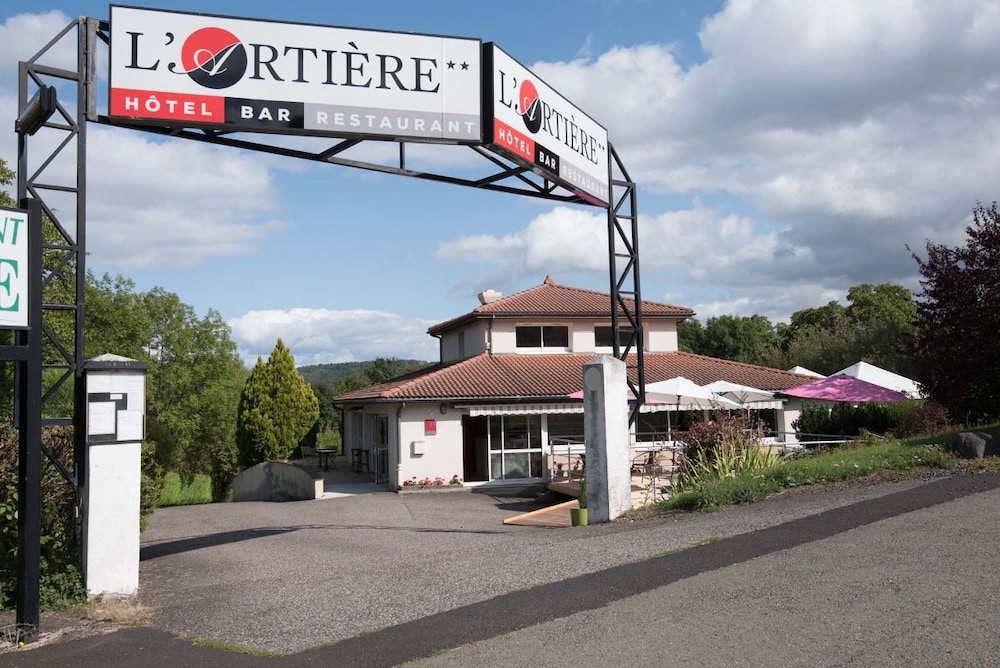 HOTEL DE L'ARTIERE 18/24