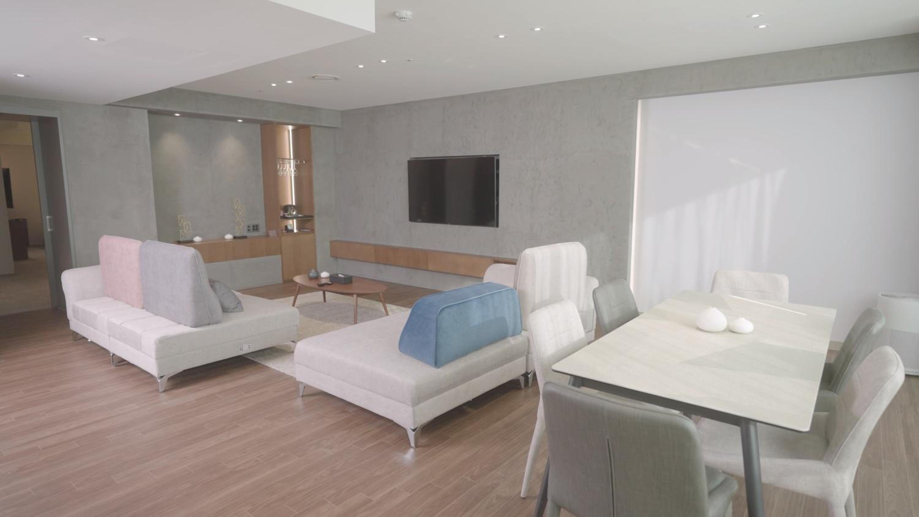 Party, 6 Beds