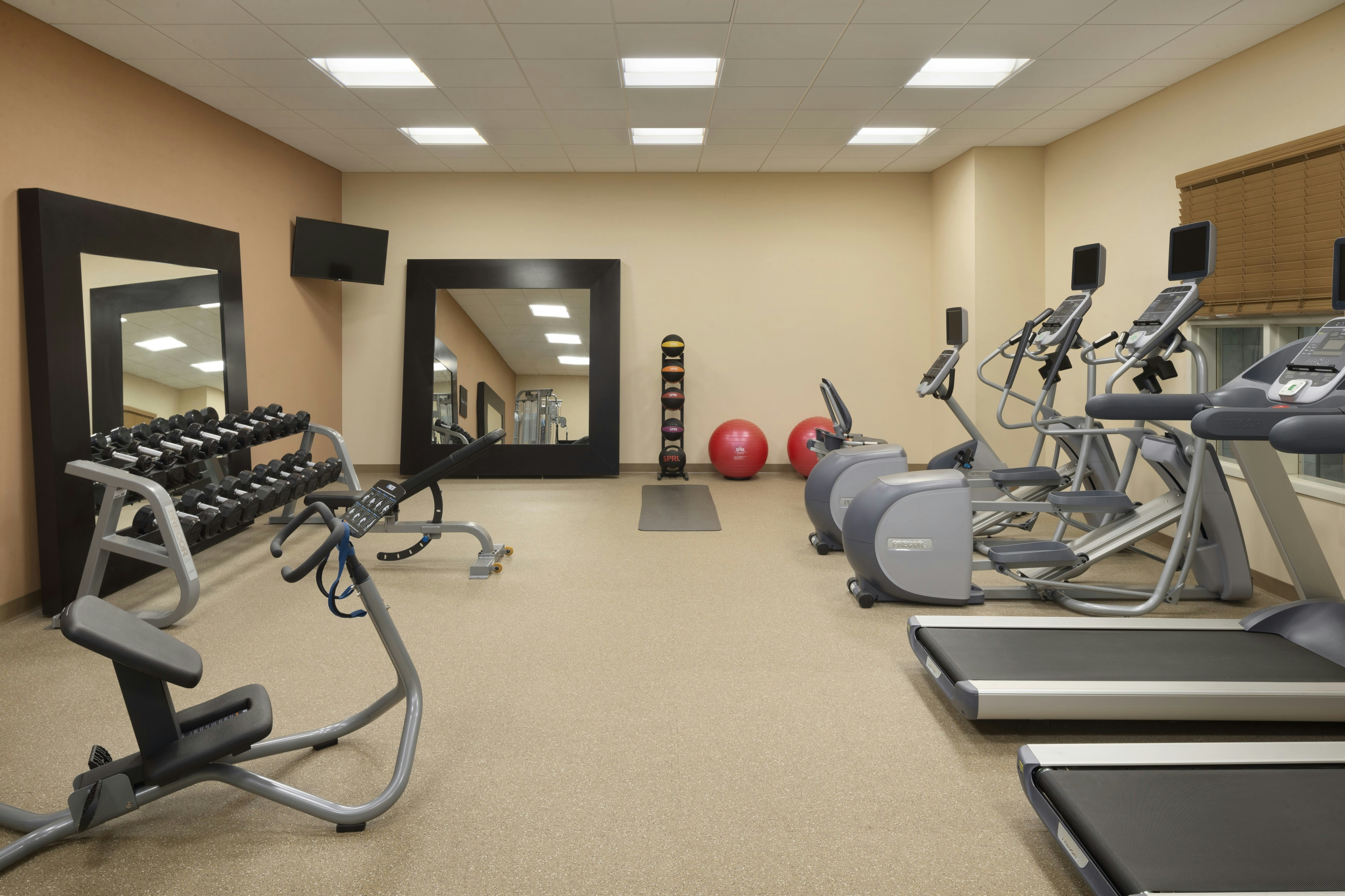 Homewood Suites By Hilton Kalamazoo-Portage 7/17