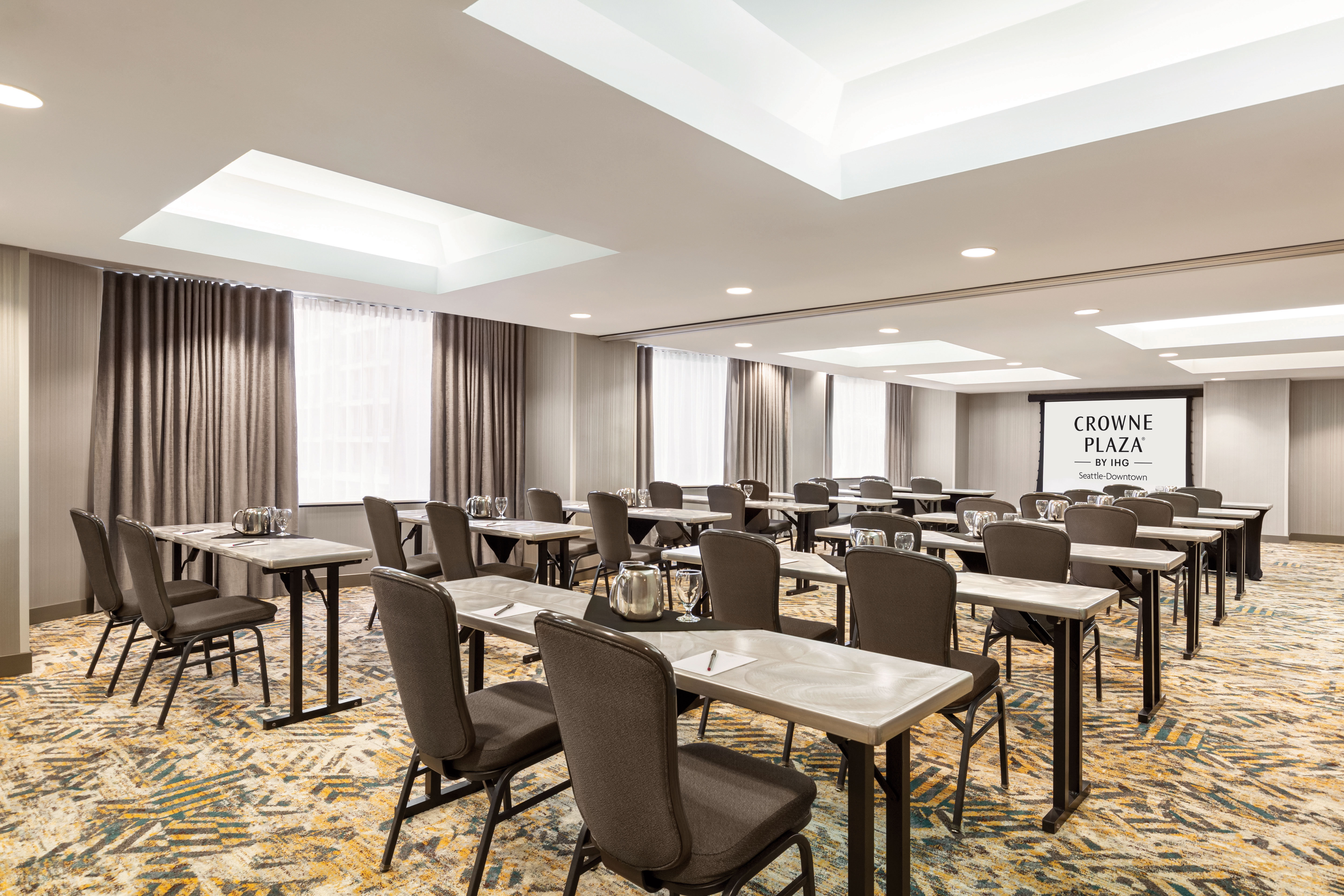 Crowne Plaza Seattle Hotel 71/80