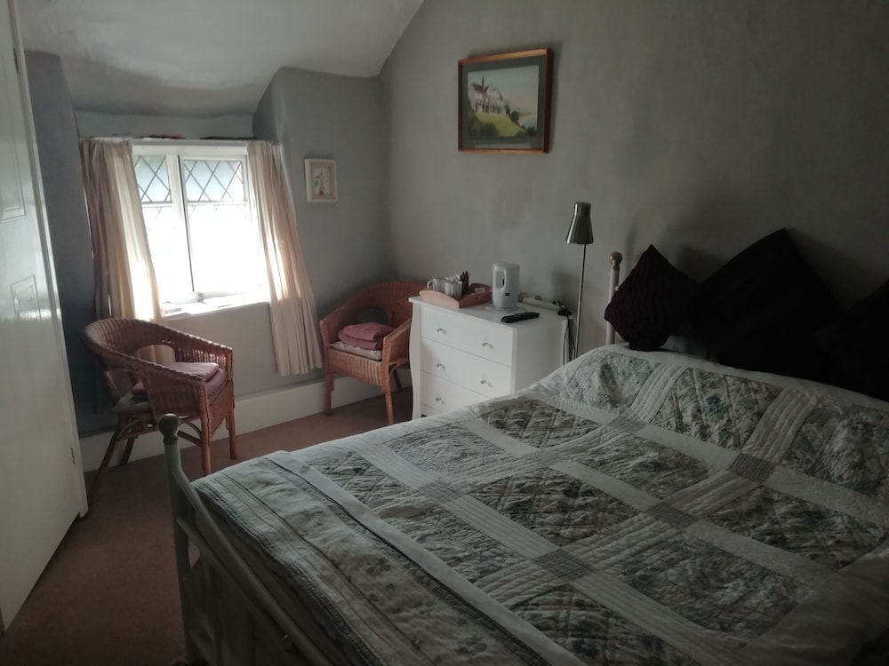 Southern Cross Guest House 11/23