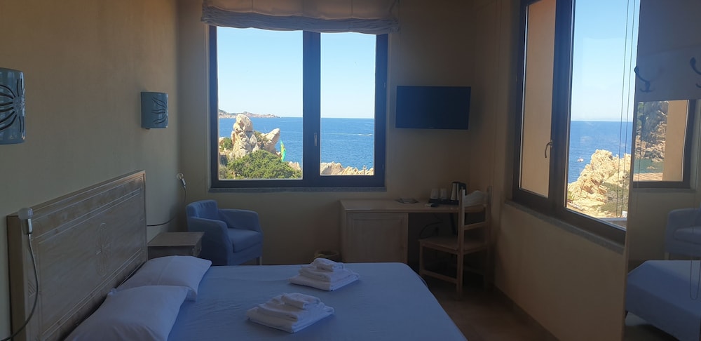 HOTEL COSTA PARADISO 4/45