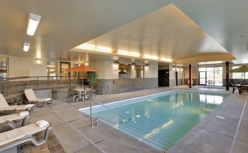 StoneCreek Lodge 22/48
