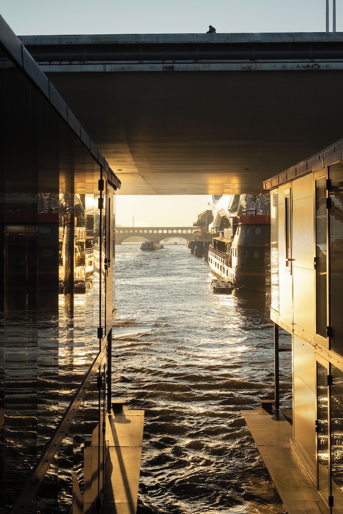 Off Paris Seine 64/65