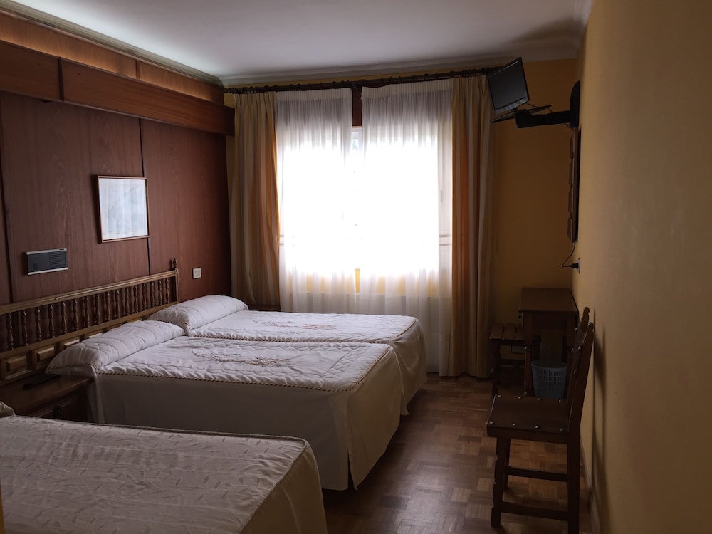 Hotel As Areas Ii 12/45