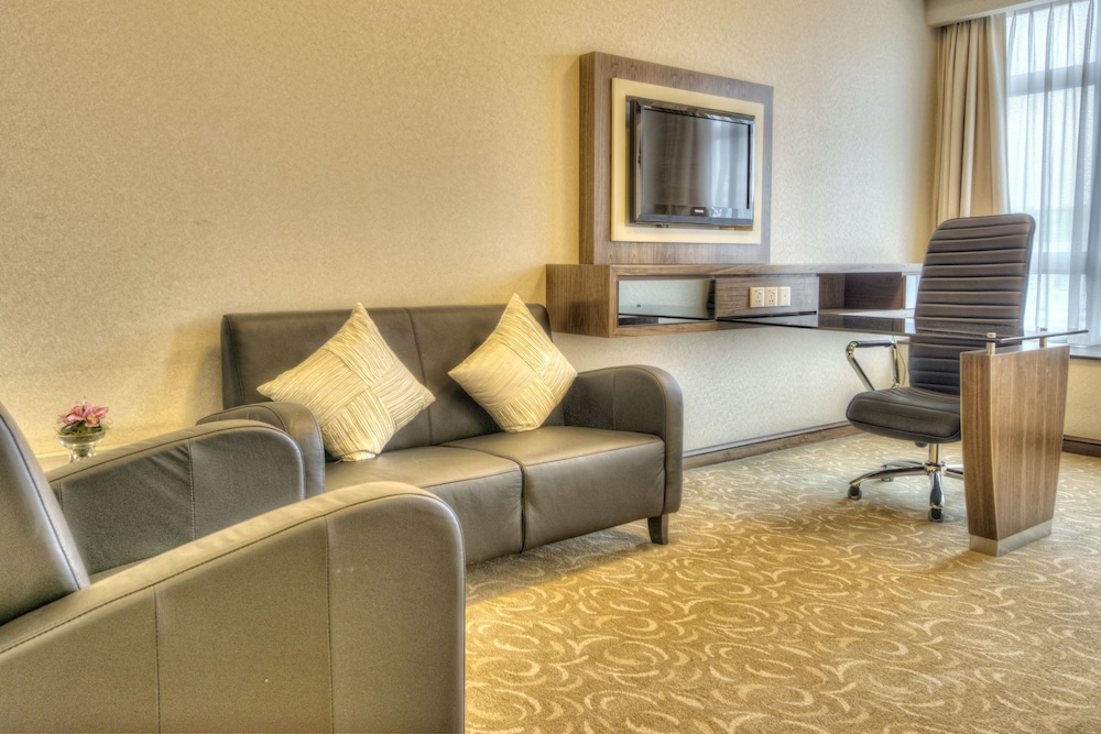 Orchid Hotel 33/50