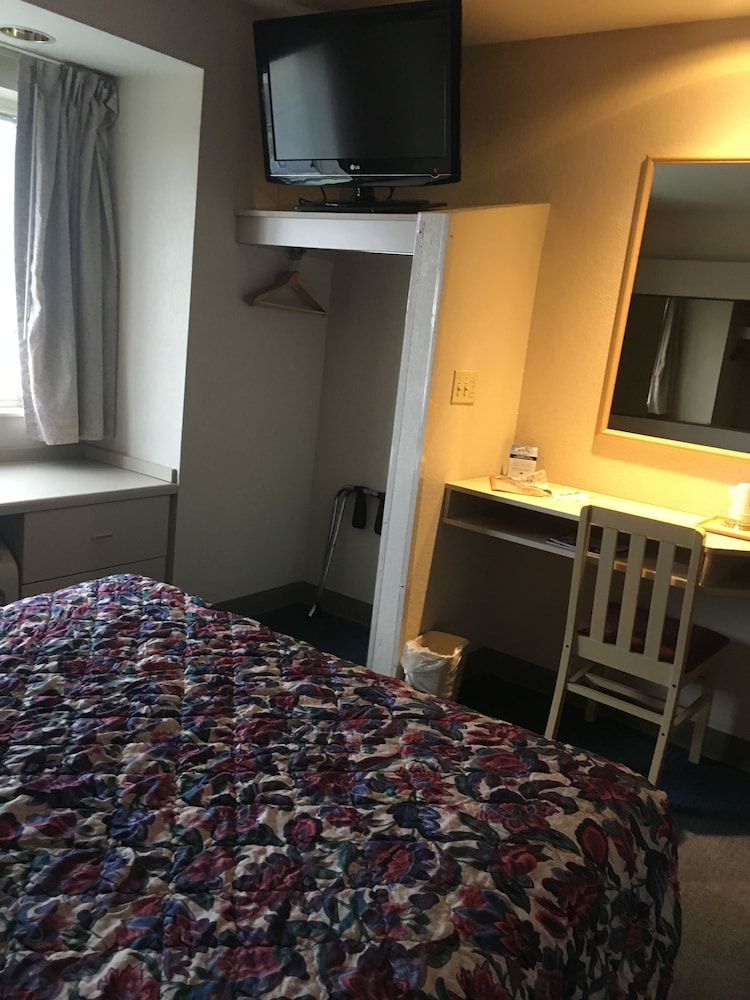 Microtel Inn Suites By Wyndham Champaign 56/68