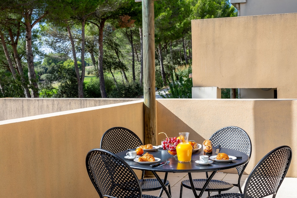 Madame Vacances Residence Provence Country Club 43/50