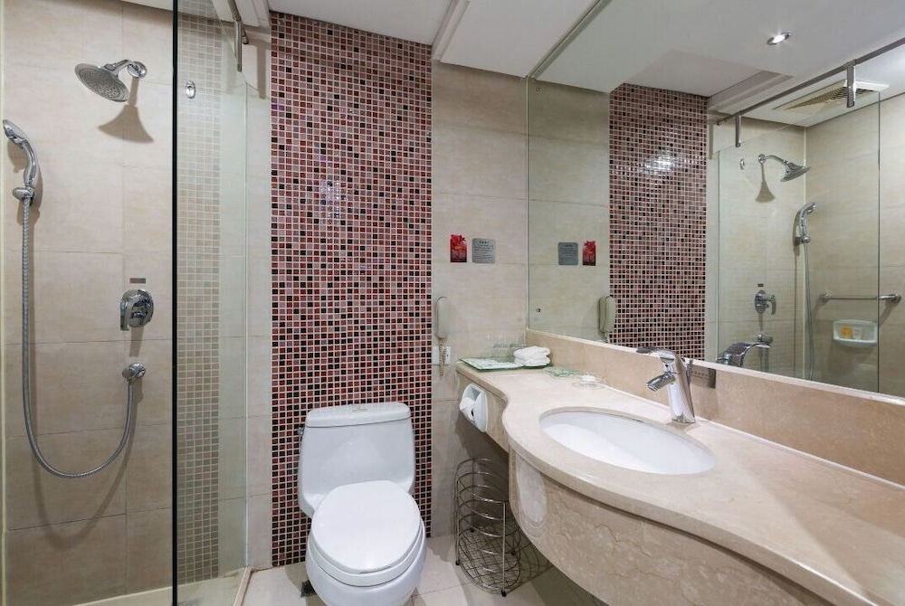 Yanling Hotel 47/50