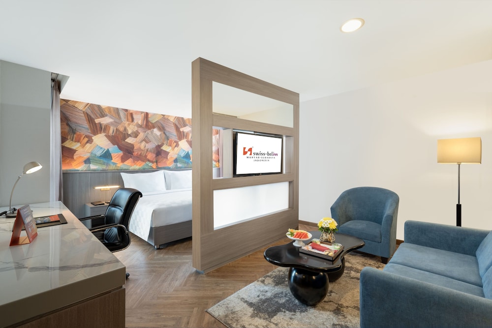 Swiss Belinn Manyar 52/75