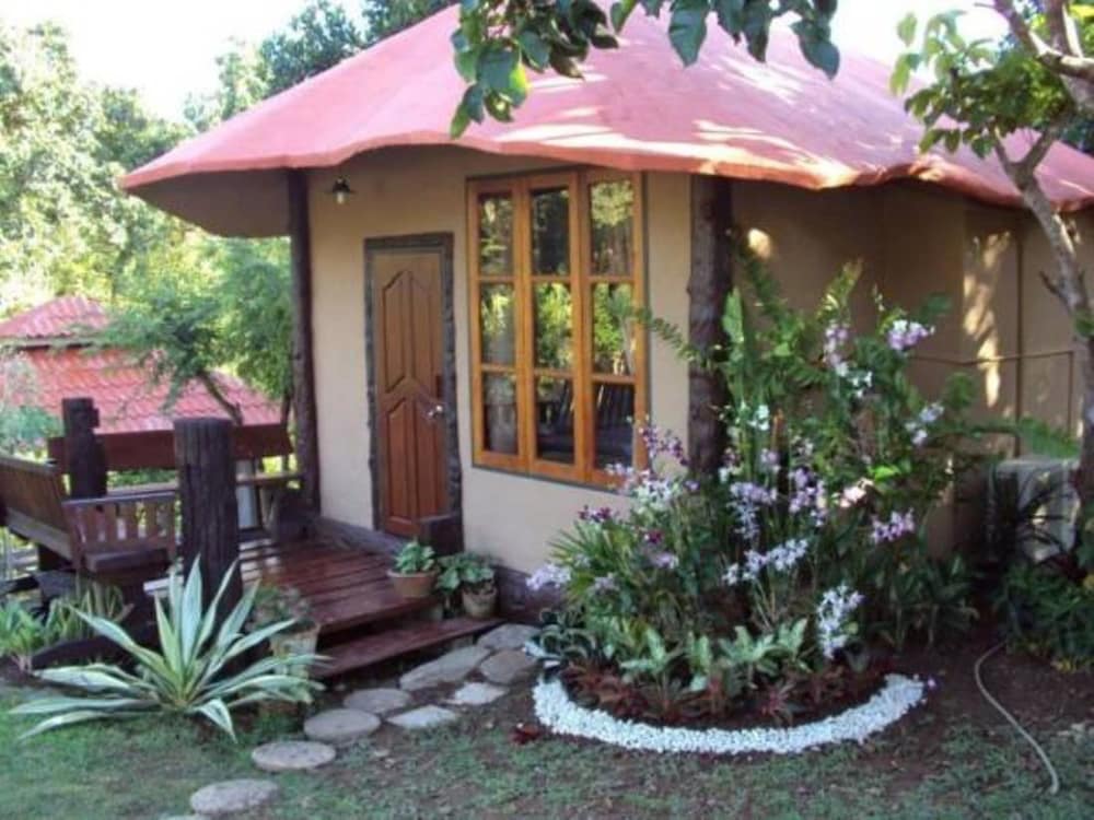 Baan Phuthadol 11/41