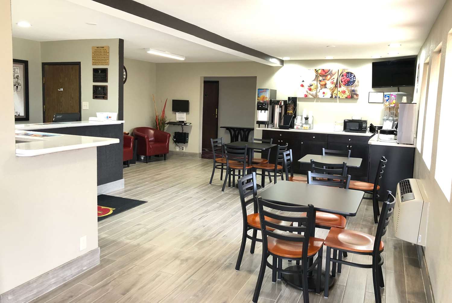 Super 8 By Wyndham Natchitoches 30/37