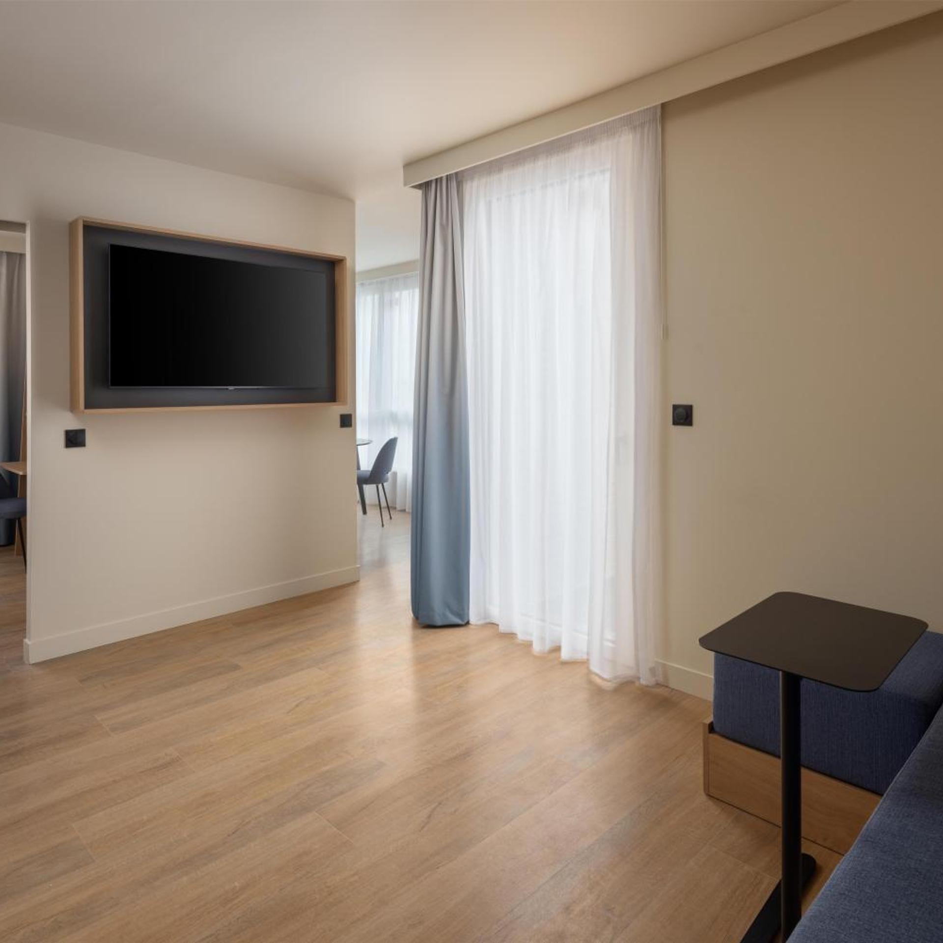 Hampton by Hilton Paris Saint Ouen 32/50