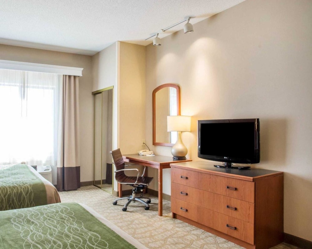 Comfort Inn And Suites West Chester 31/41