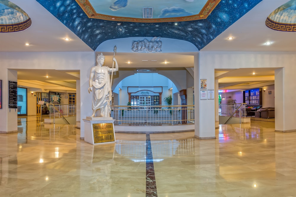 Adonis Hotel 11/50