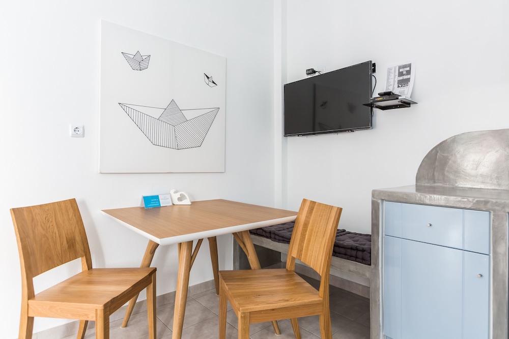 Fanouris Condo 17/22